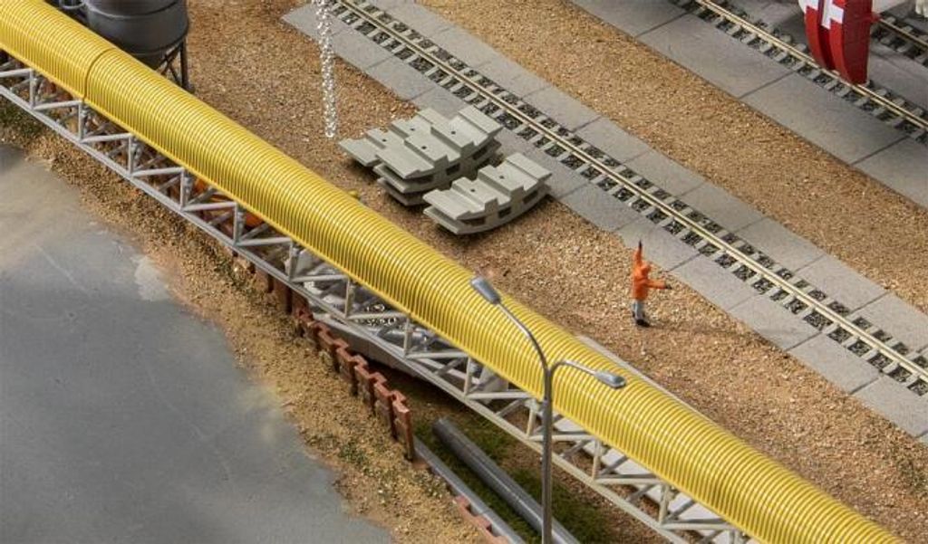 Faller 130165 - 1/87 / H0 Förderband mit Abdeckhaube - Neu Produktbild 