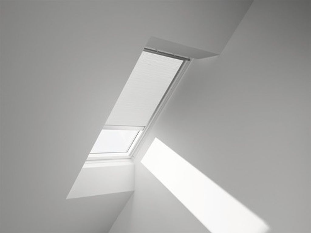 VELUX Wabenplissee uni weiß solarbetriebenS08 1045S