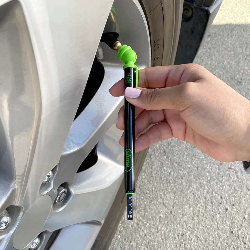 Misuratore Pressione Gomme a Matita - Strumento di Misura in Metallo