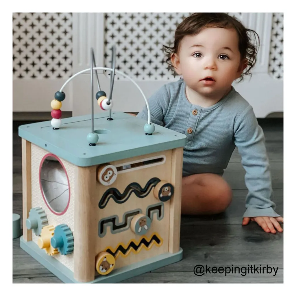 Cube d'éveil motorisé pour occuper bébé et développer sa dextérité - 5