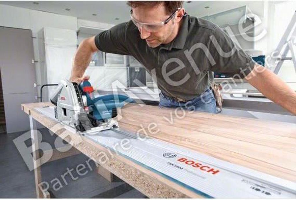 Zubehör für Bosch Professional Sägen Führungsschiene FSN 2100 - 1600Z00007