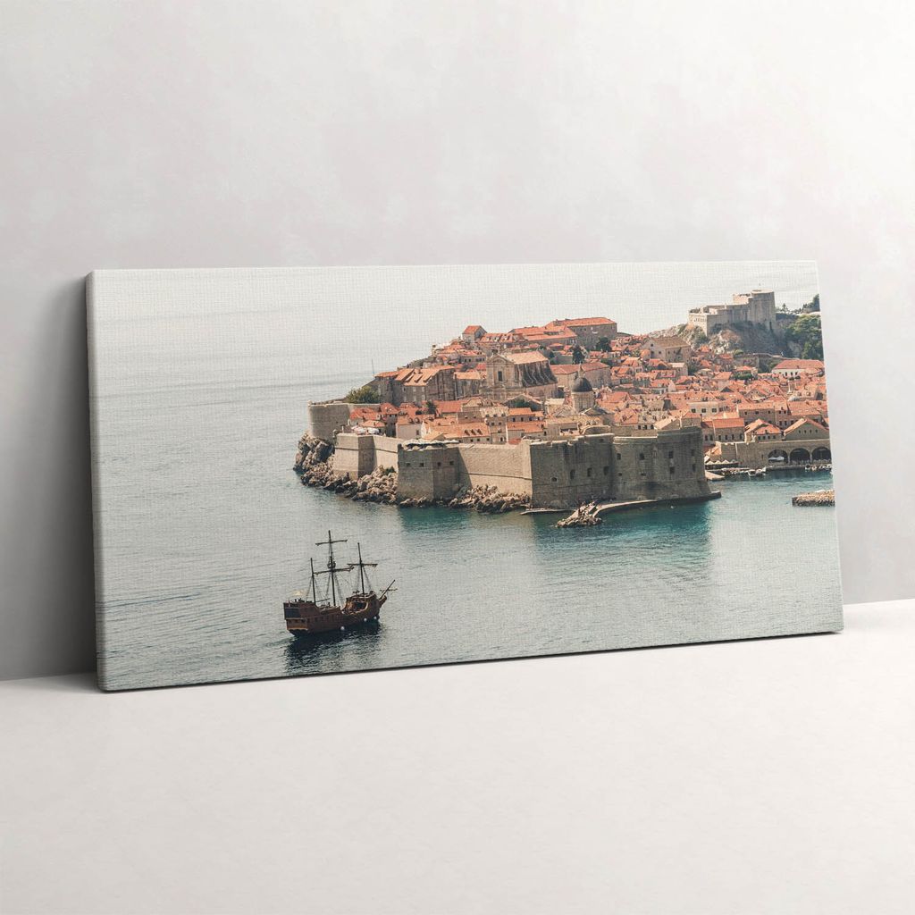 Segelschiff in Dubrovnik – Leinwandbild Wandbild – 140x70 cm – Leinwandbilder – Wandbilder – Schlafzimmer – Flur