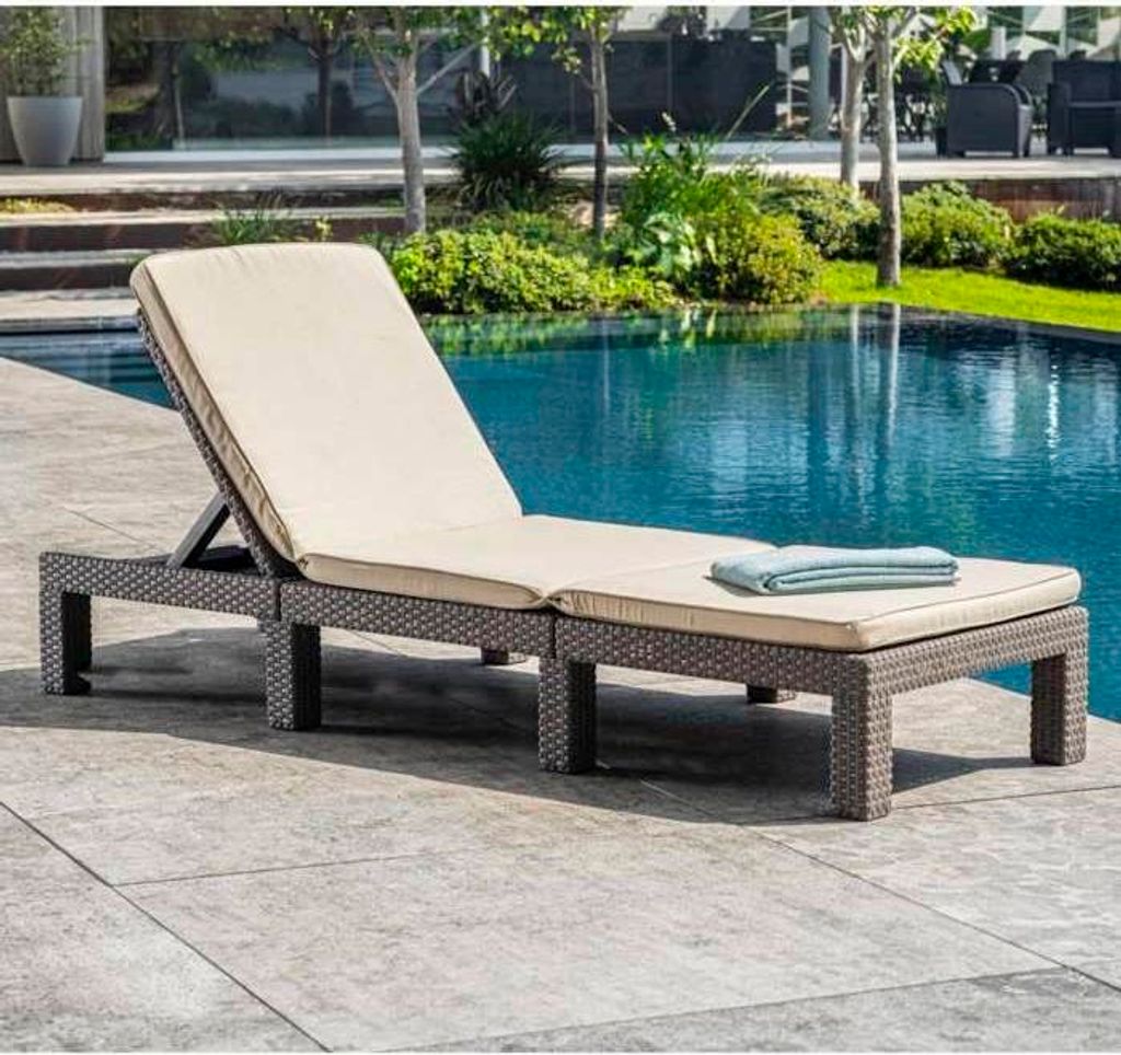 Sonnenliege, Keter Allibert Daytona, Cappuccino Rattan Optik, Verstellbare Rückenlehne, Inklusive Kissen, 195x65x25.5 cm