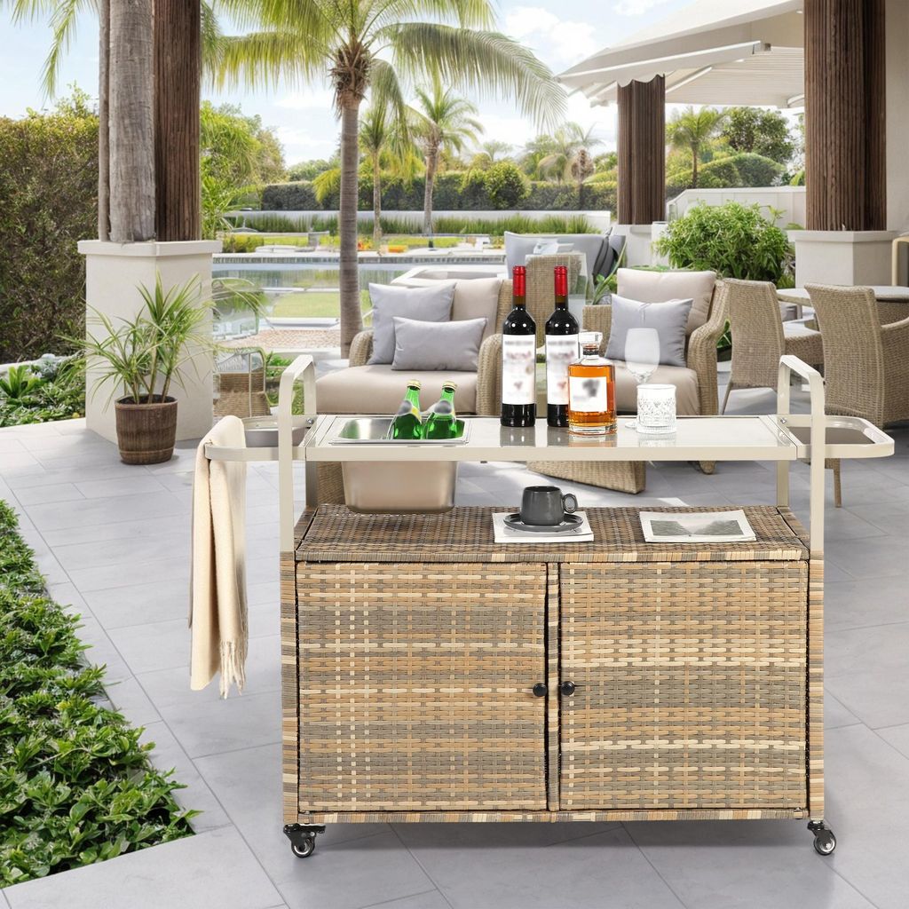 Outdoor Bar Table, Wicker Bar Cart mit Stahloberfläche, 1 Eisbehälter, abschließbare Rollen & Seitenkorb für Garten & Pool