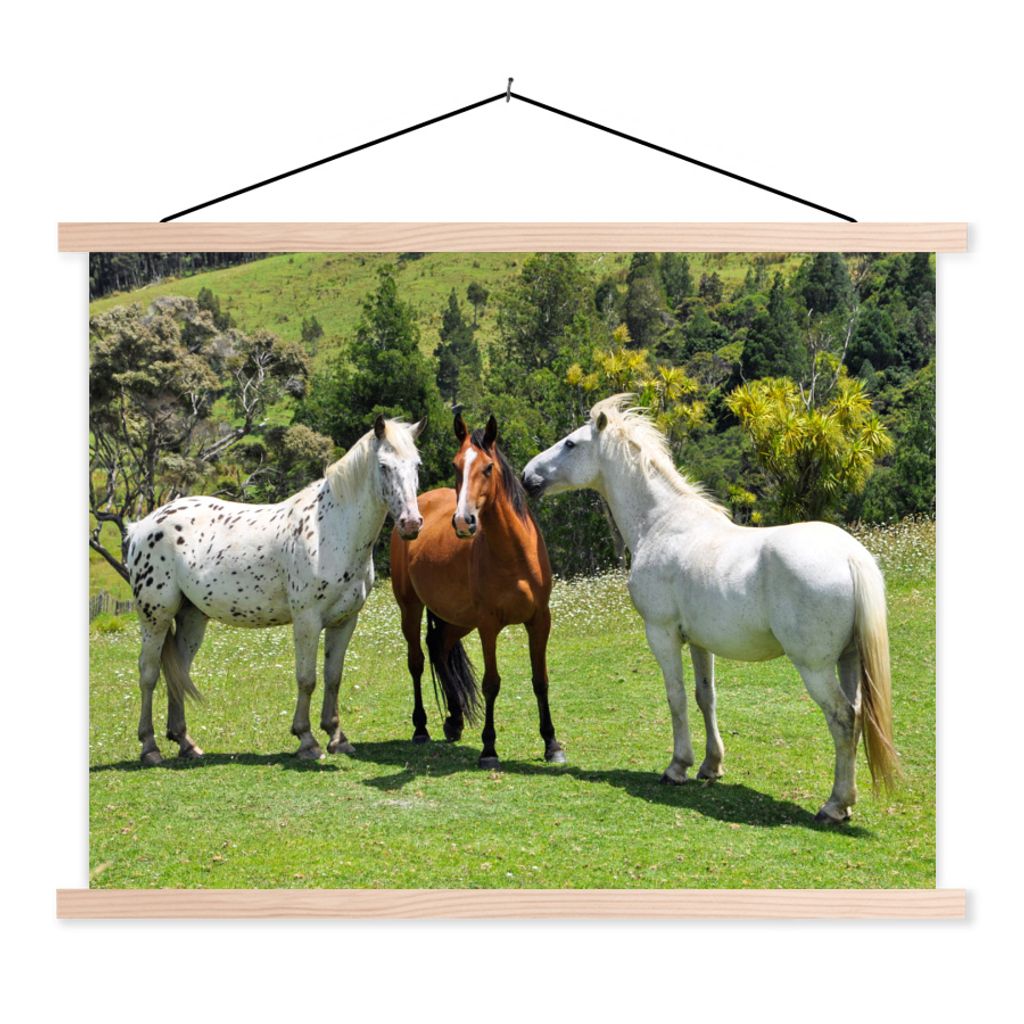 MuchoWow Textilposter Pferde - Baum - Schatten 150x113 cm mit holzfarbenen Rahmen - Poster