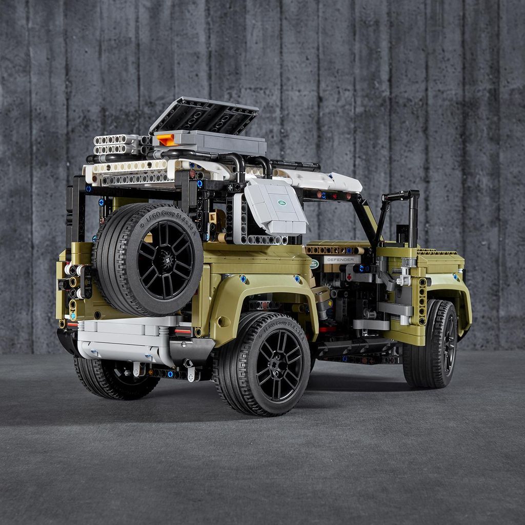 LEGO Technic 42110 Land Rover Defender Obrázok produktu 4