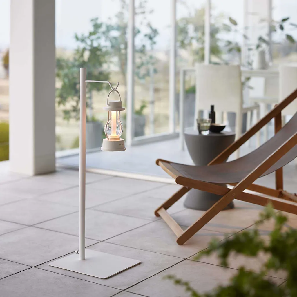 Support Pot de Fleurs Yamazaki Tower Métal Blanc Stable et Robuste - 11