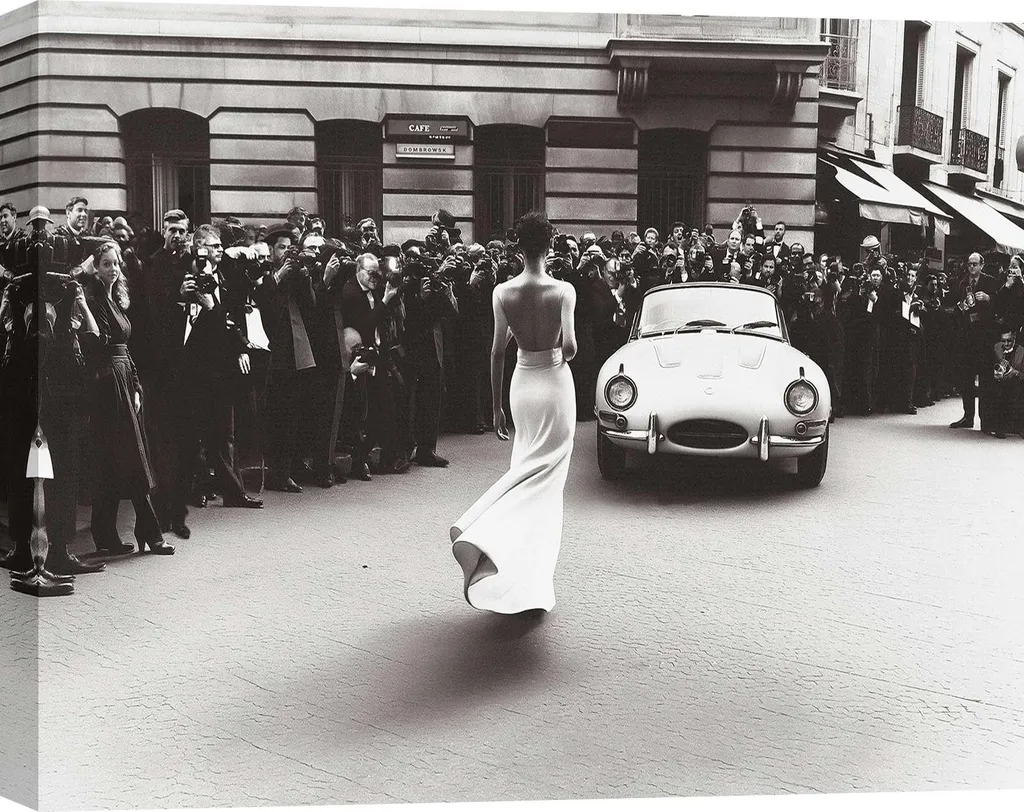Décoration murale chic - Photo de mode Diva Paris 1967 sur toile 70x50 cm