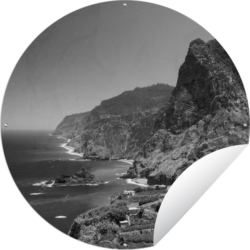 MuchoWow Gartenposter Outdoor-Poster Rund Berg - Portugal - Madeira - schwarz und weiß Ø 120 cm Gartendeko Rundes Poster draußen