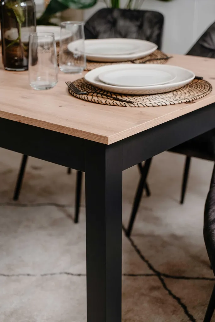 Table à manger COBURG 140 : la solution pour petits espaces et invités - 10