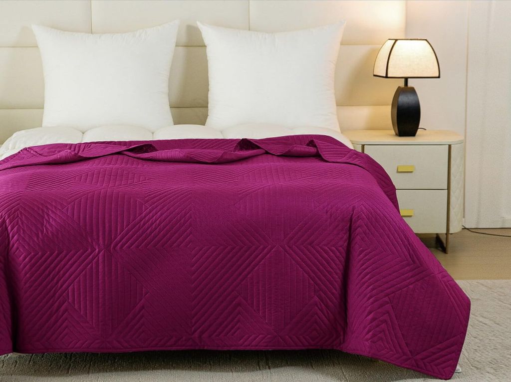 FEBE Tagesdecke Bettüberwurf 240x220 cm Violet Überwurfdecke Sofadecke Sofaüberwurf Flauschig Mikrofaser Zimmer Deko Throw Blanket
