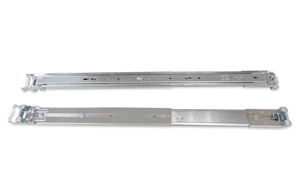 Support de montage RAIL-B02 QNAP pour organiser votre serveur en baie