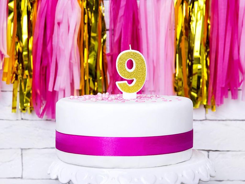 Bougie d'anniversaire numéro 9 avec paillettes 7cm or Image du produit 