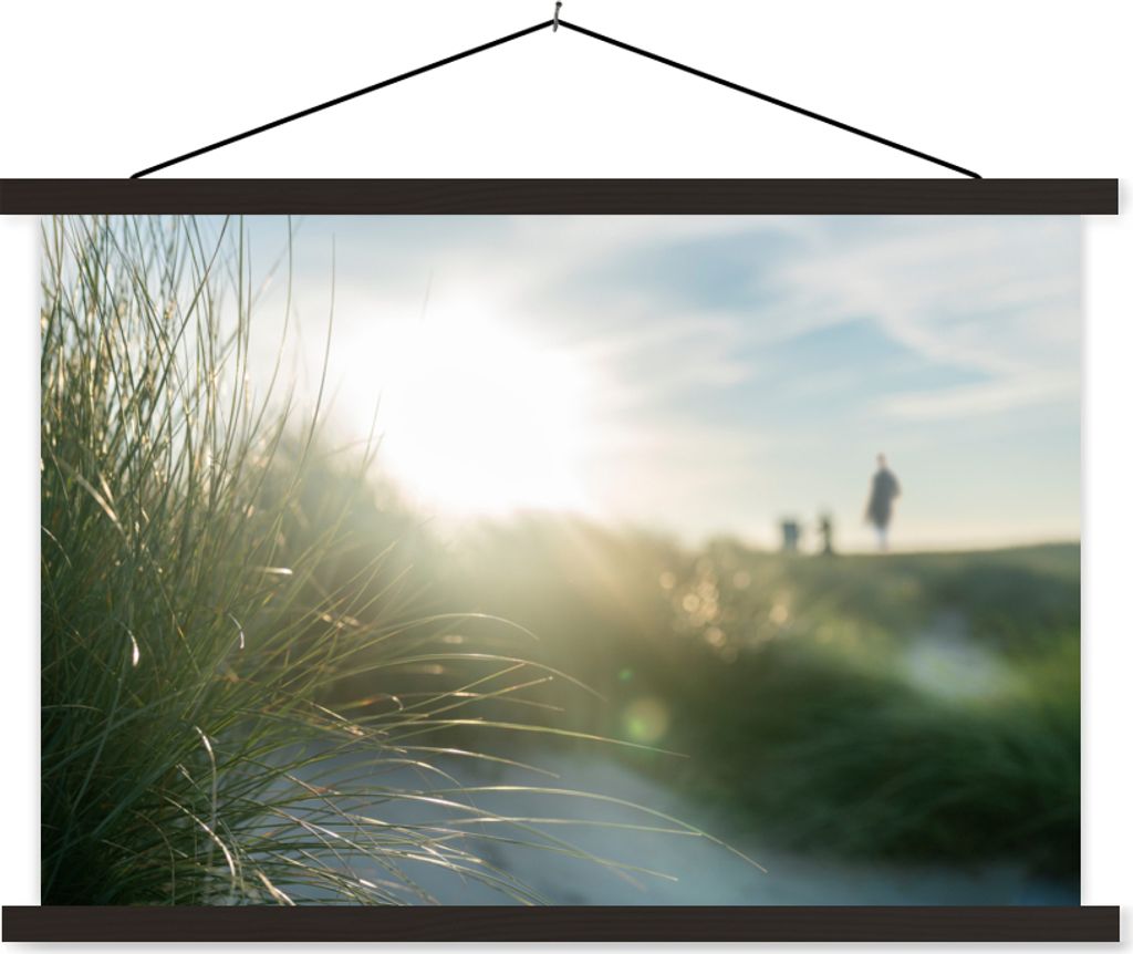 MuchoWow Textilposter Strand - Düne - Sonne 90x60 cm mit schwarzem Rahmen - Aufhängungssatz