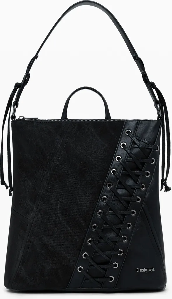 Must-Have: Mini Zaino Nero Logo Contrast per Outfit Virali