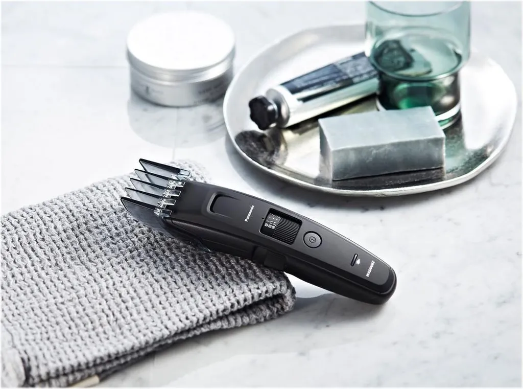 Tondeuse Barbe Grande Longueur Panasonic ER-GB86 pour Homme et Soin Complet - 27