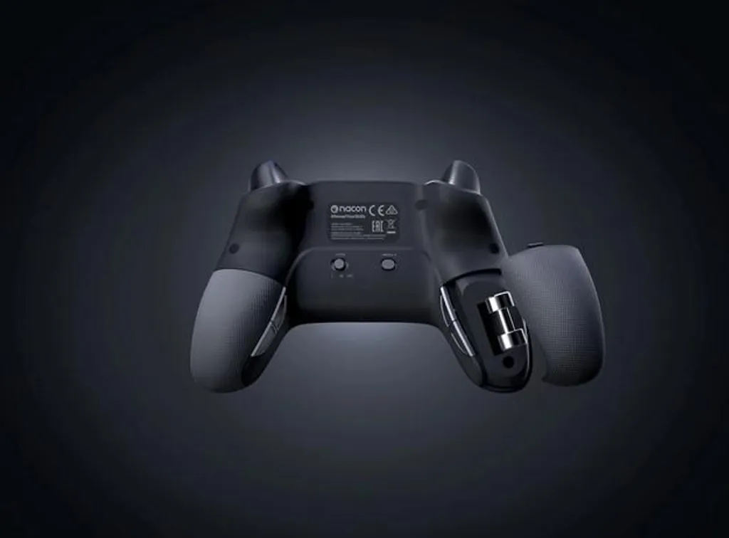 NACON REVOLUTION 3 Manette programmable avec sticks asymétriques PS4 - 5