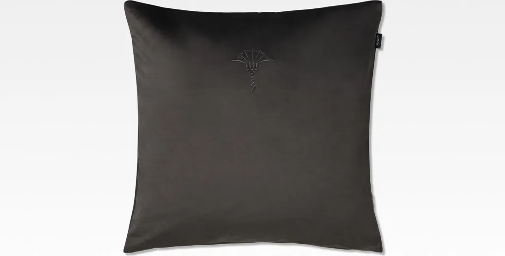Housse de coussin J!Cozy marron antitache : rénovez vos vieux divans