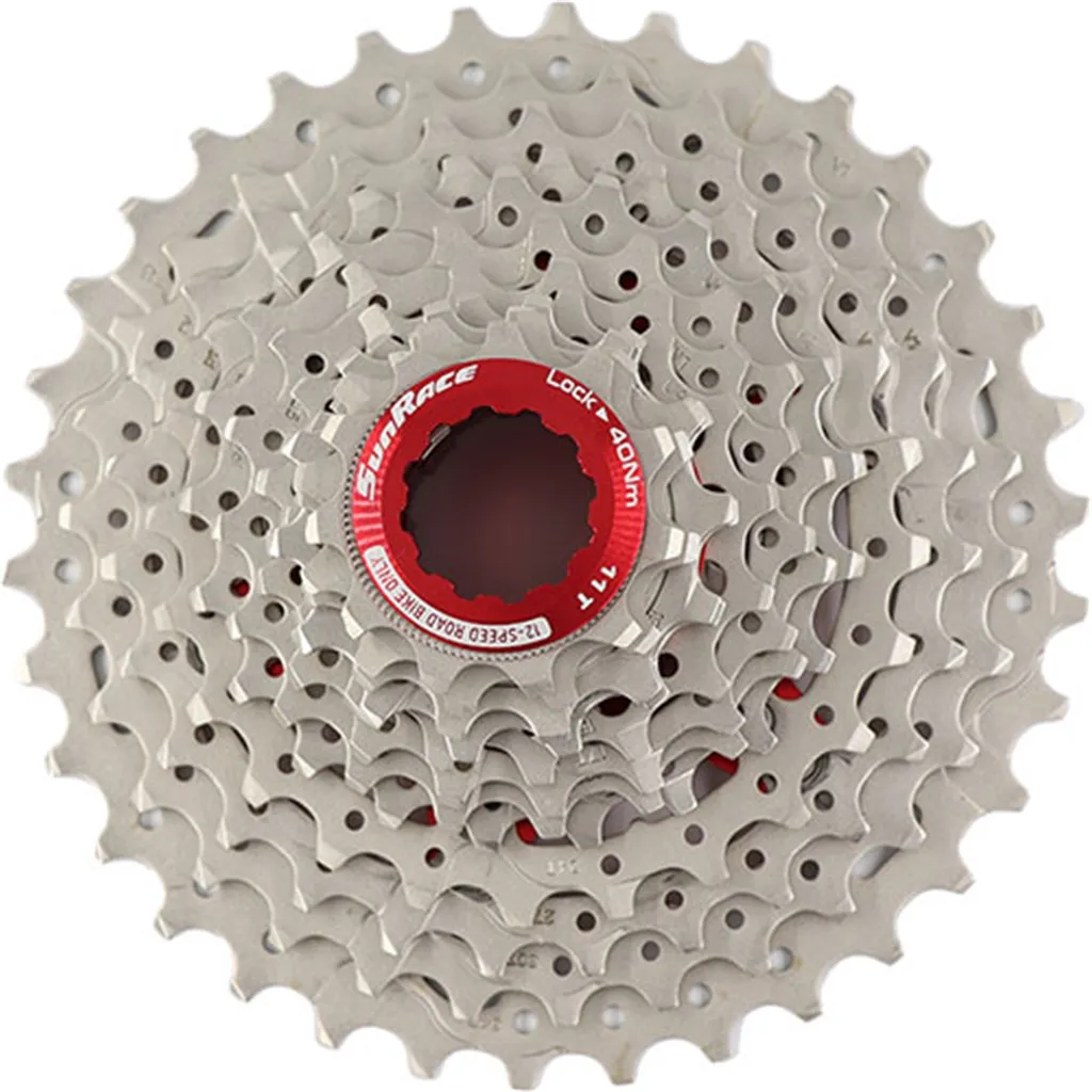 Cassette SunRace 12 vitesses 11-36 dents idéale pour les montées en gravel