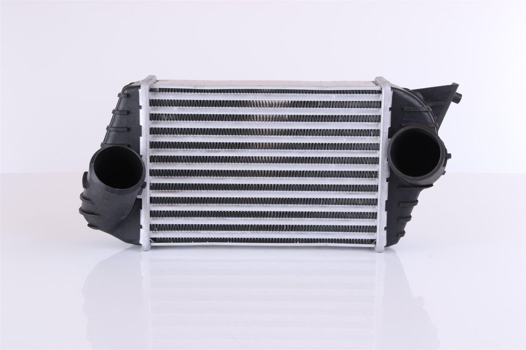 NISSENS 96700 Ladeluftkühler LLK für FIAT STILO (192) Turbo Produktbild 