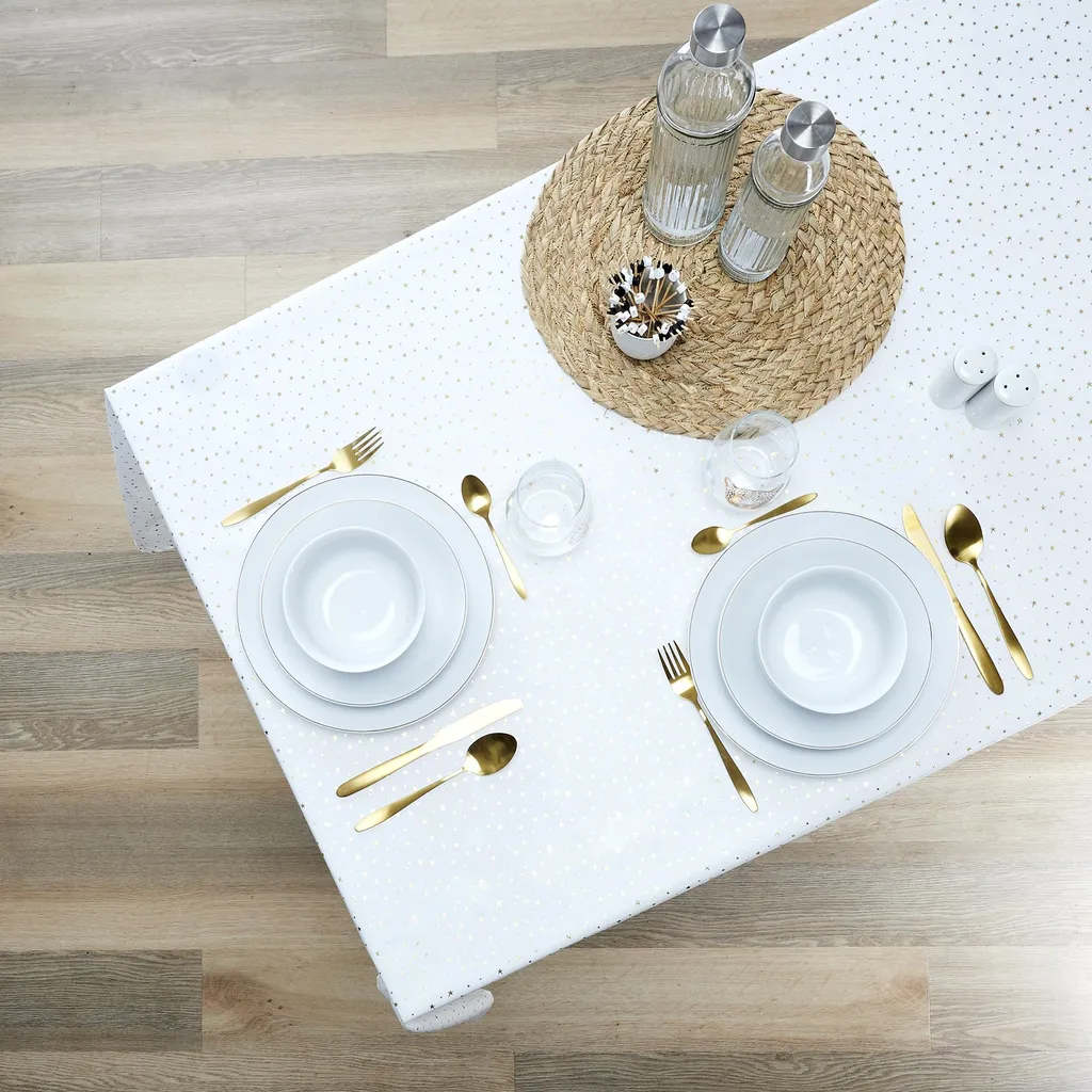 Nappe de Noël et Réveillon 140x250 cm - Décoration de Table Étoilée