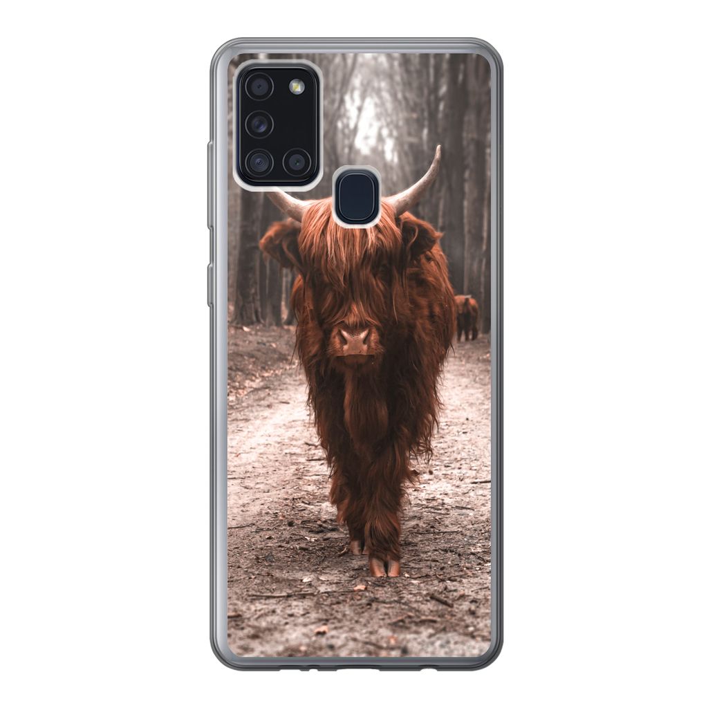 MuchoWow Handyhülle Schutzhülle Hülle für Samsung Galaxy A21s Schottischer Hochländer - Wald - Kuh - Tiere - Natur Silikon Softcase Handy H...