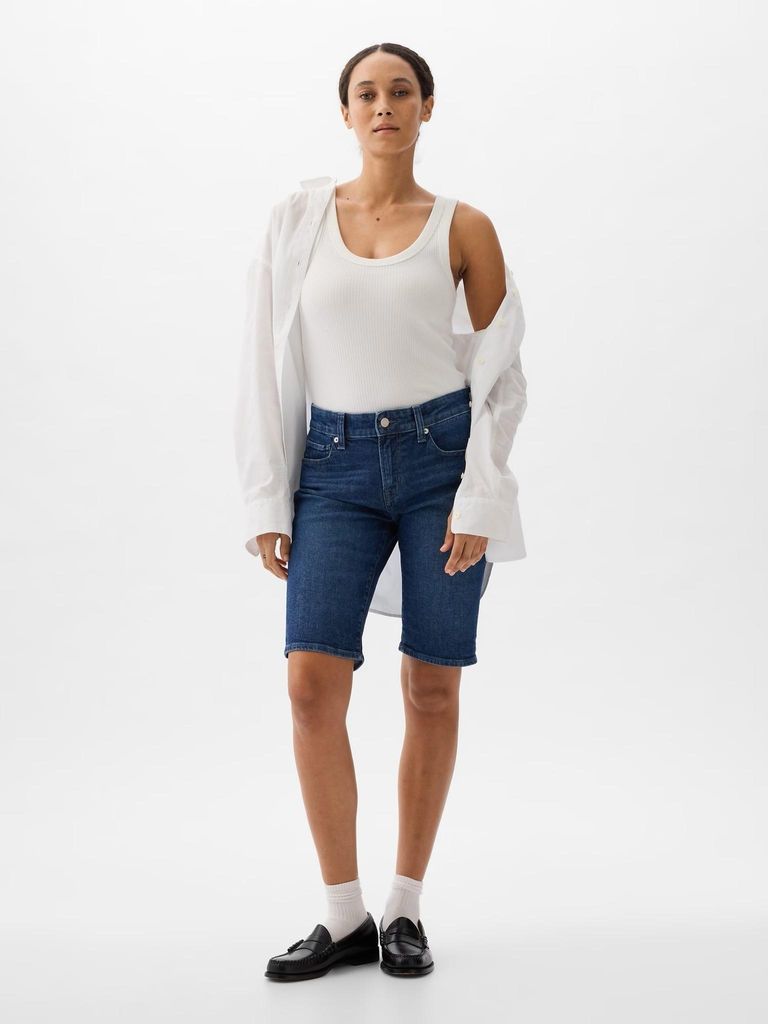 GAP Jeansshorts mit mittelhohem Bund, Größe 25