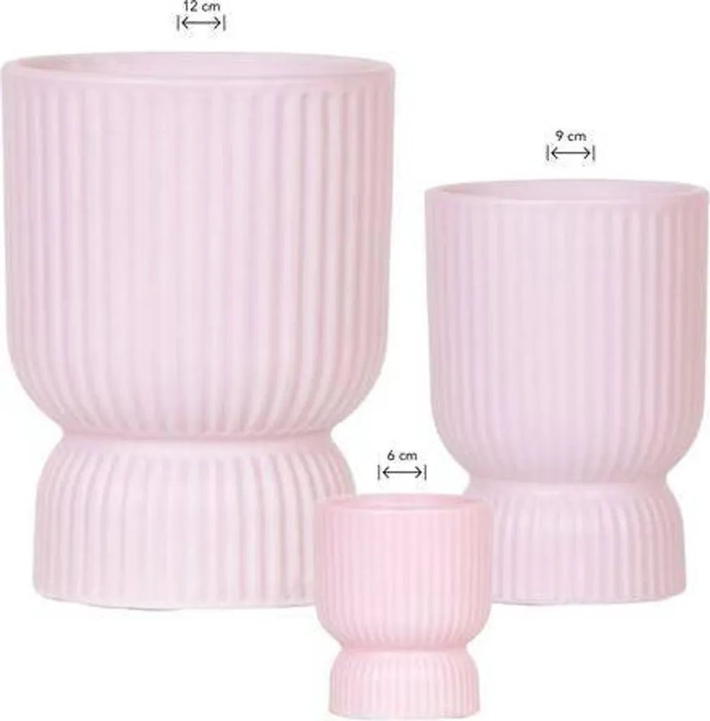 Évitez les pots dépareillés avec ce lot de 3 pots roses pour vos succulentes