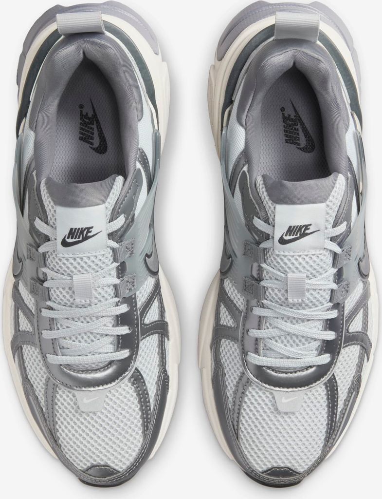 【無料郵送/関税込/正規品】 Nike V2K Run Pure Platinum Wolf G 無料郵送/関税込/正規品】 Nike V2K Run Pure Platinum Wolf G