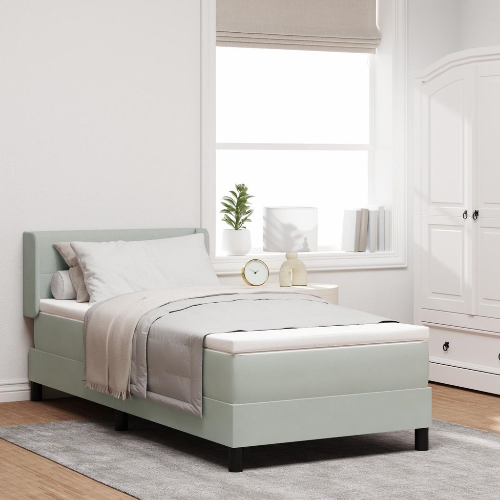 Boxspringbett mit Matratze Hellgrau 90x190 cm Samt, Design Möbel Klassische Betten Neu