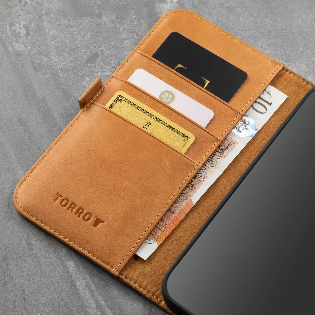 Étui en cuir TORRO iPhone 13 avec support premium marron clair