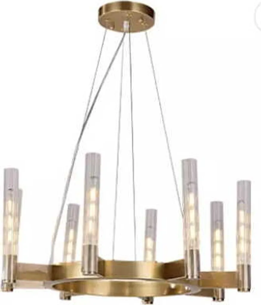 Éclairez vos pièces sombres avec le lustre doré Ordo 65 cm en verre