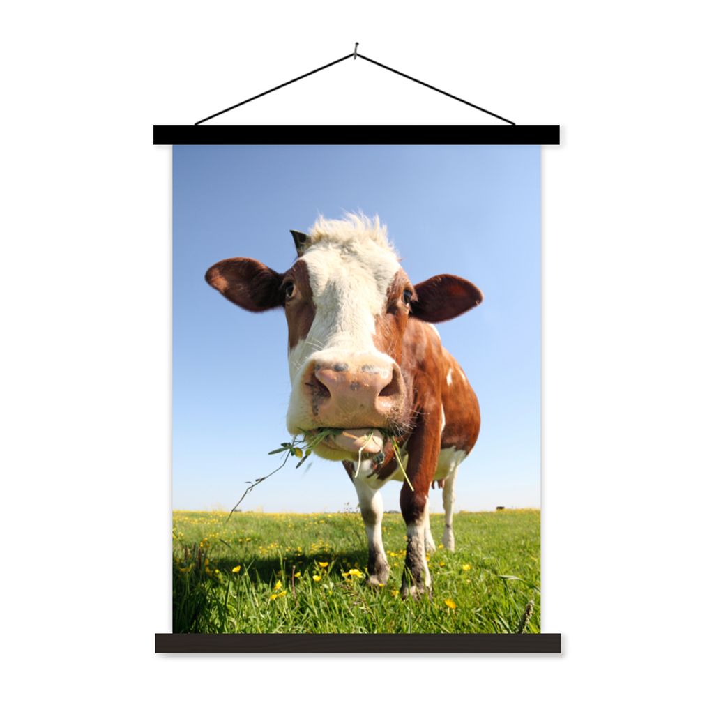 MuchoWow Textilposter Kuh - Tiere - Blumen - Gras 90x120 cm mit schwarzem Rahmen - Dekoration