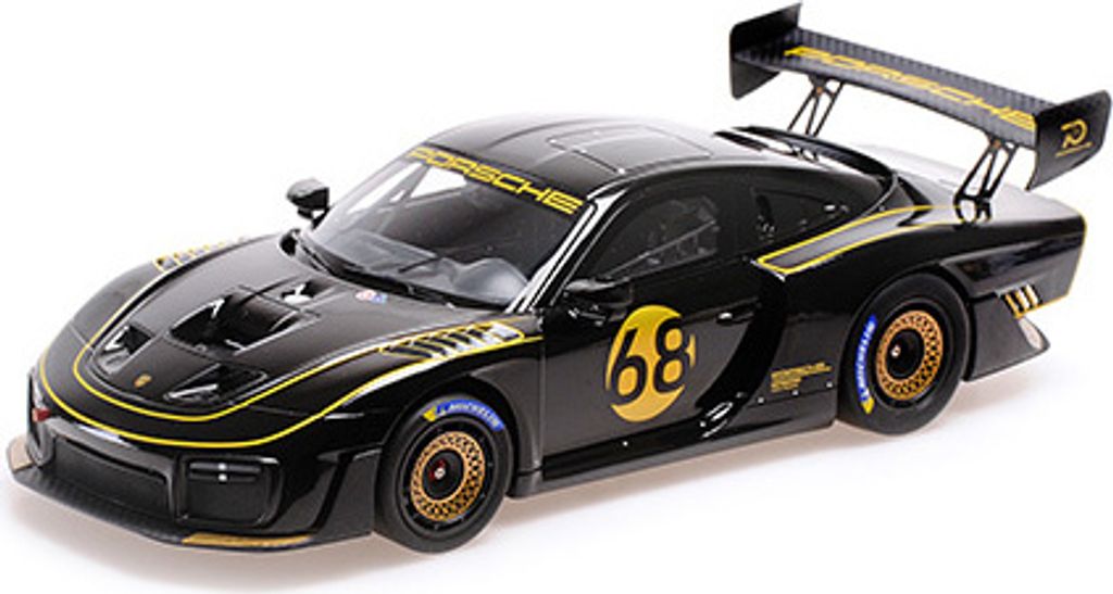 Porsche 935/19 Black + Gold Stripes 2020 - 1:18 - Minichamps