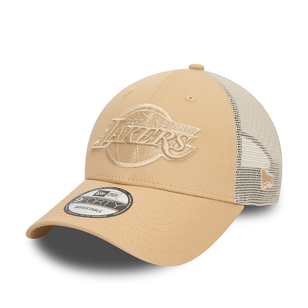 New Era 9FORTY Trucker Cap LA Lakers NBA beige