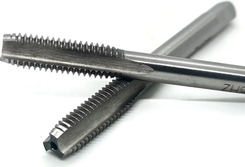 Set 2 Maschi a Mano M16 INF - Filettatura Interna Alta Precisione