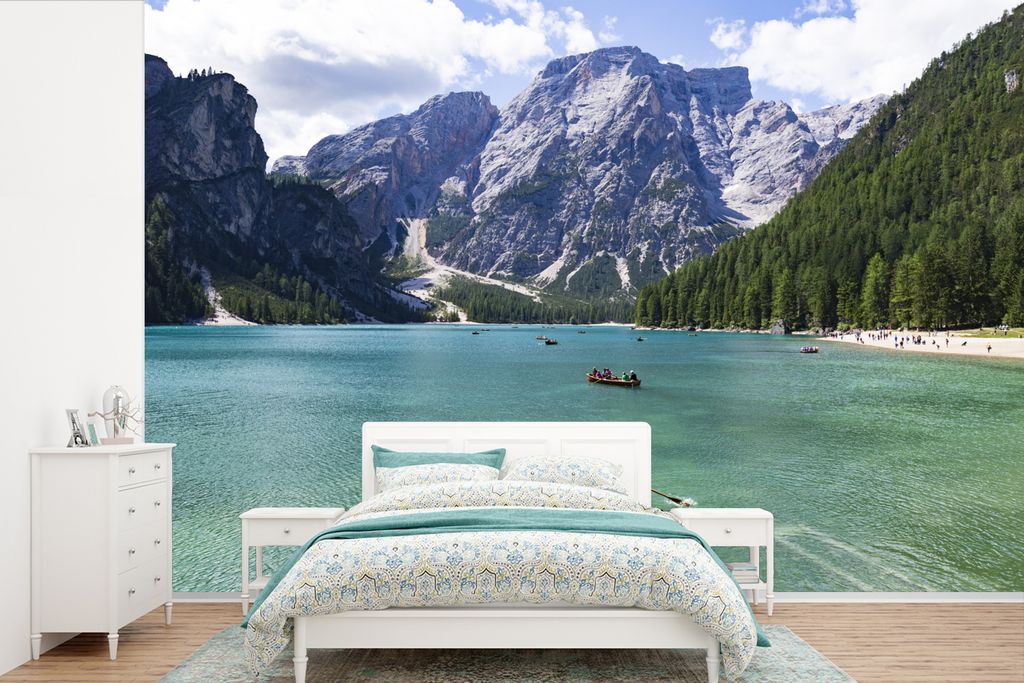MuchoWow Fototapete für Wohnzimmer oder Schlafzimmer Wandtapete Vinyl Motivtapete Dolomiten - Boot - Berg - 330x220 cm - Fototapeten