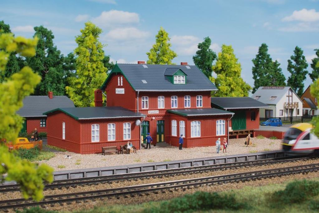 Auhagen 13299 TT Bahnhof Klasdorf