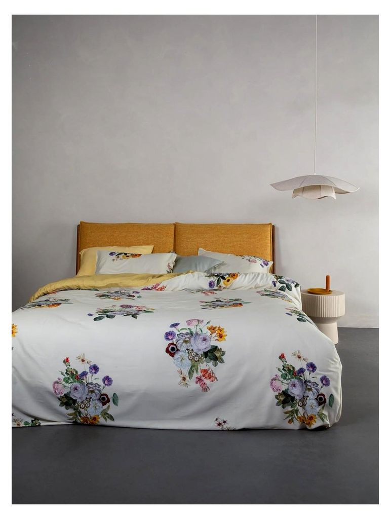 Bettwäsche Laurine Vanille, 200x200 + 2x 80x80 cm - 100% Bio-Baumwollsatin 220TC - Blumen