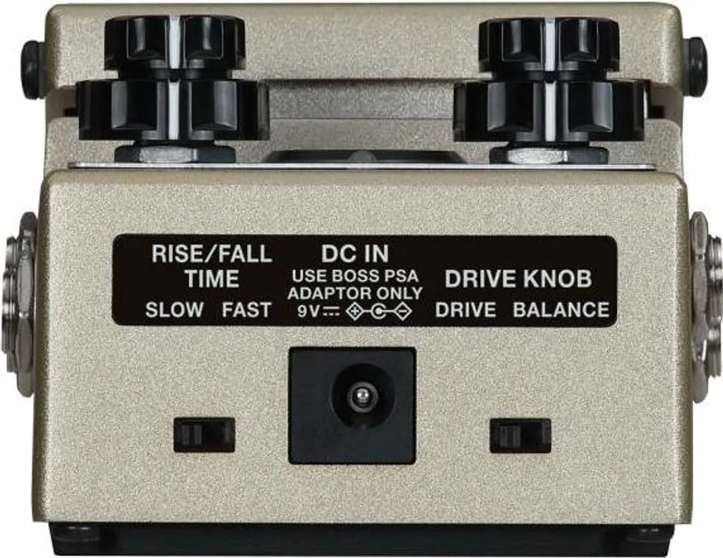 Effet Boss RT-2 Rotary Ensemble Stéréo avec Overdrive et Câble Patch