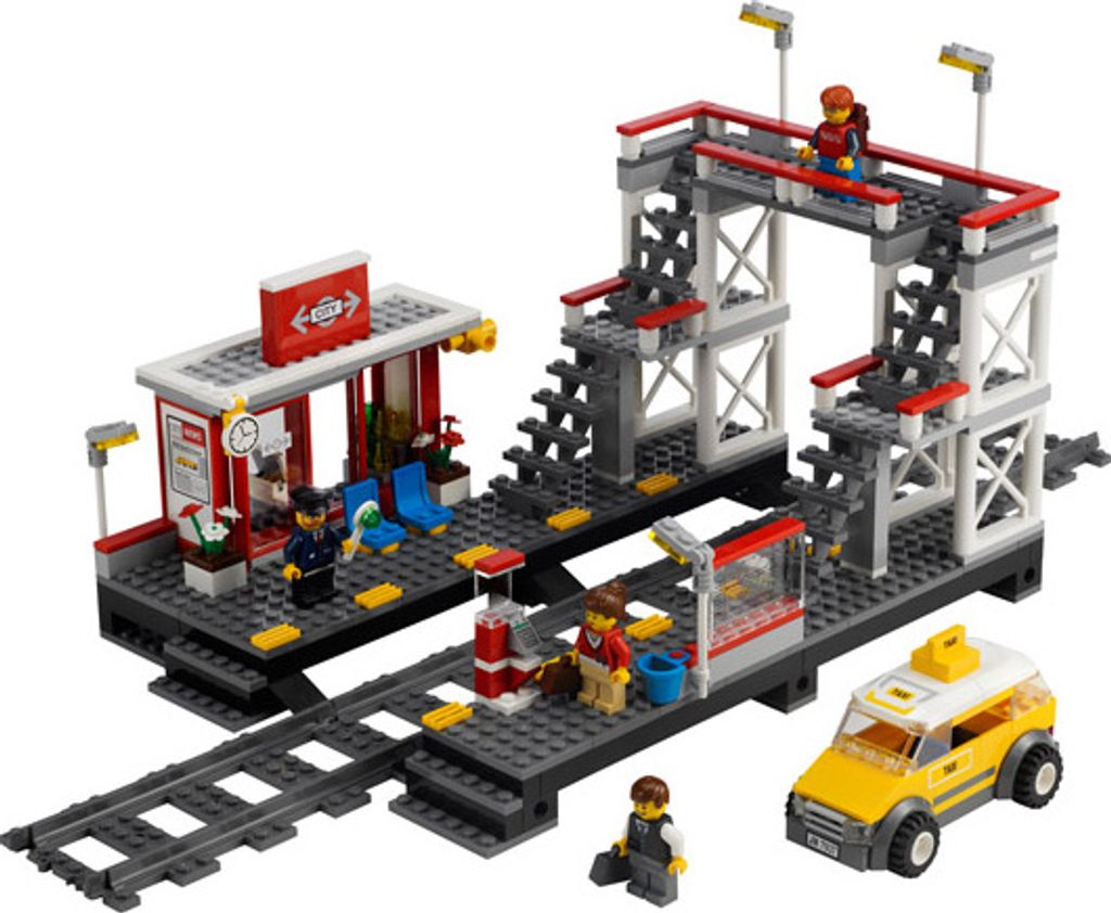 Lego Trains Bahnhof 361 Teile