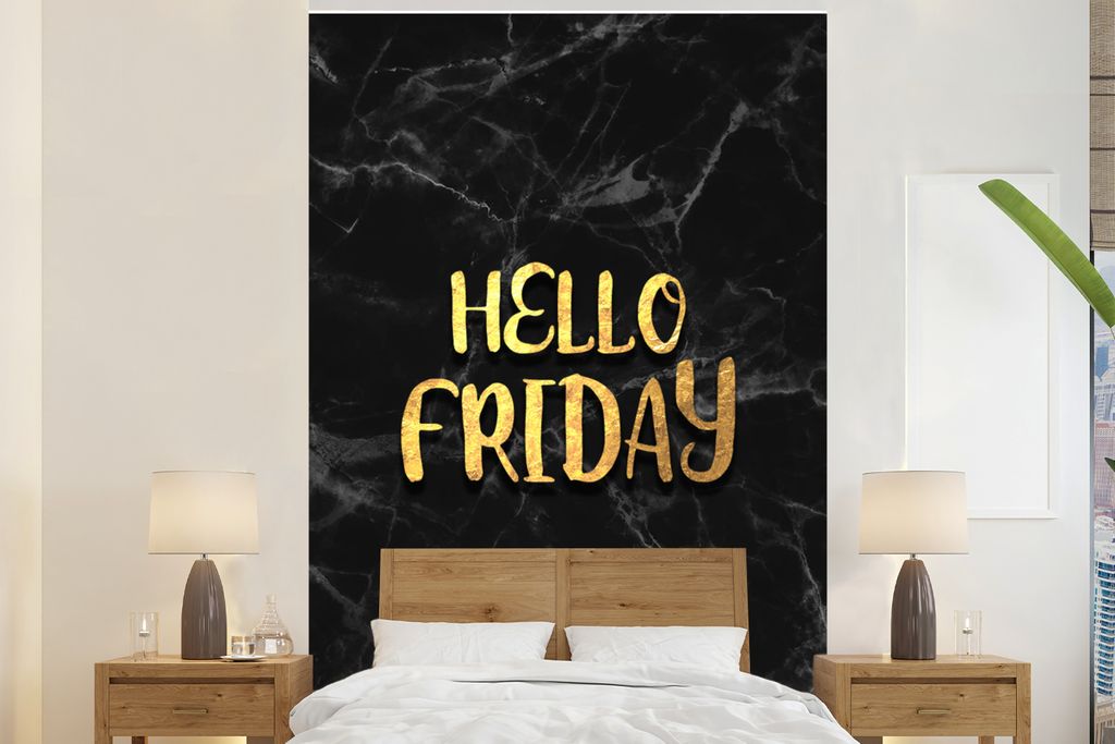 MuchoWow Fototapete für Wohnzimmer oder Schlafzimmer Wandtapete Vinyl Motivtapete Zitat - Kalender - Freitag - Gold - 200x300 cm - Wanddekorationen