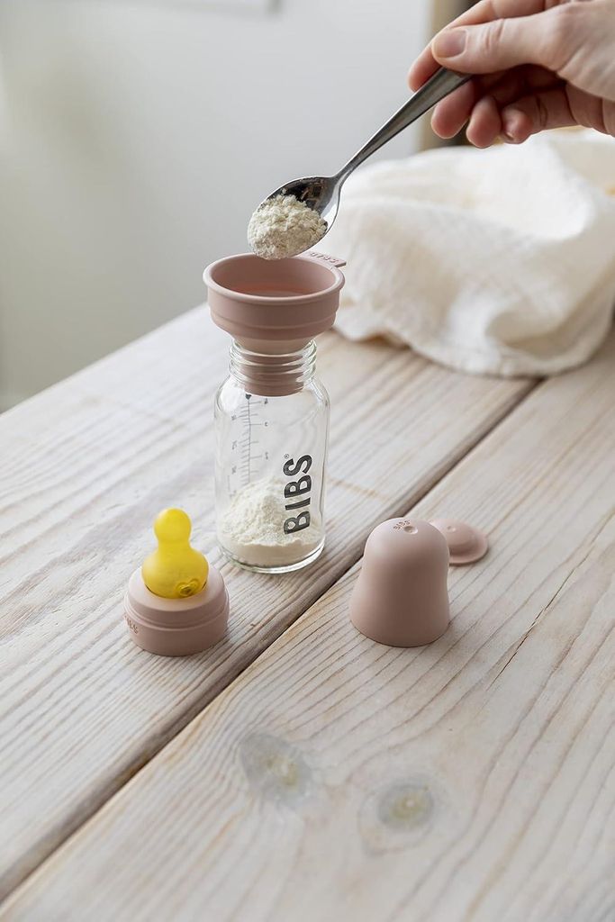 Glas-Babyflasche 225 ml mit Antikolik-Ventil und Naturkautschuk-Sauger - Komplettset