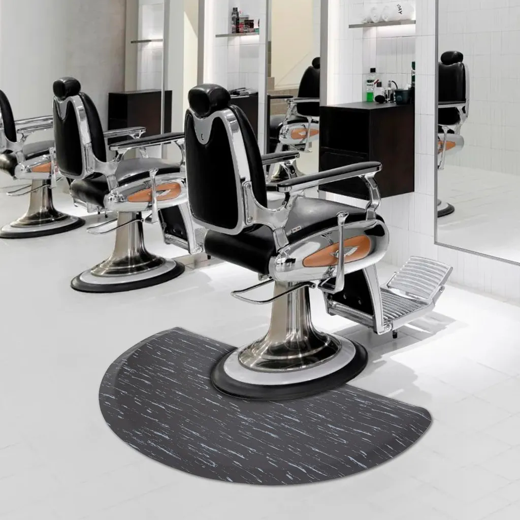 Tapis de sol noir en polyuréthane : matériau durable et antidérapant