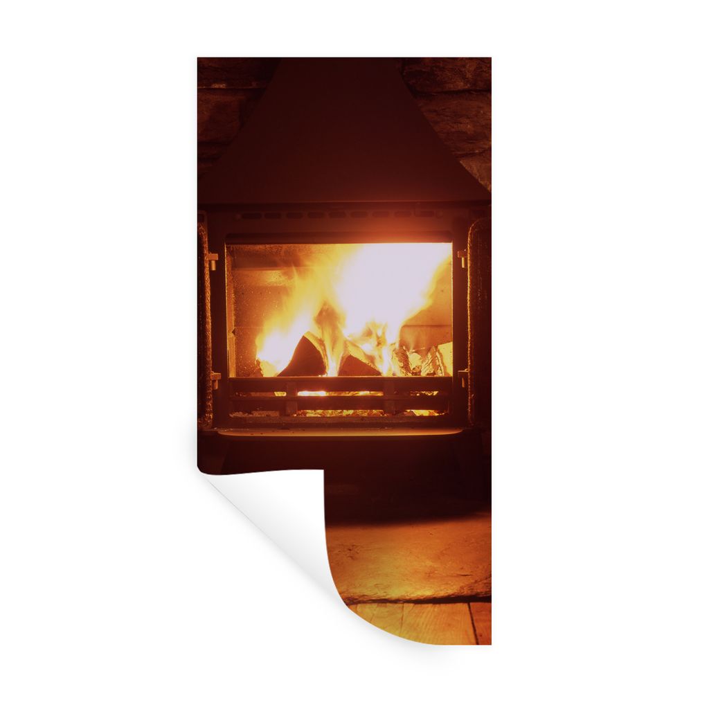 MuchoWow Wandtattoo Wandsticker Wandaufkleber Kamin mit offener Tür 20x40 cm Selbstklebend und Repositionierbar - Selbstklebend - Fototapeten
