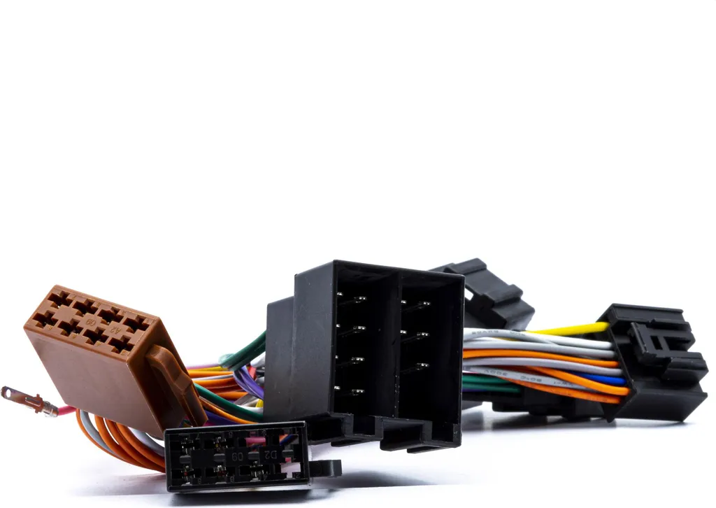 Câble Adaptateur Autoradio pour Saab 9-5 et Chevrolet - Conversion ISO Rapide