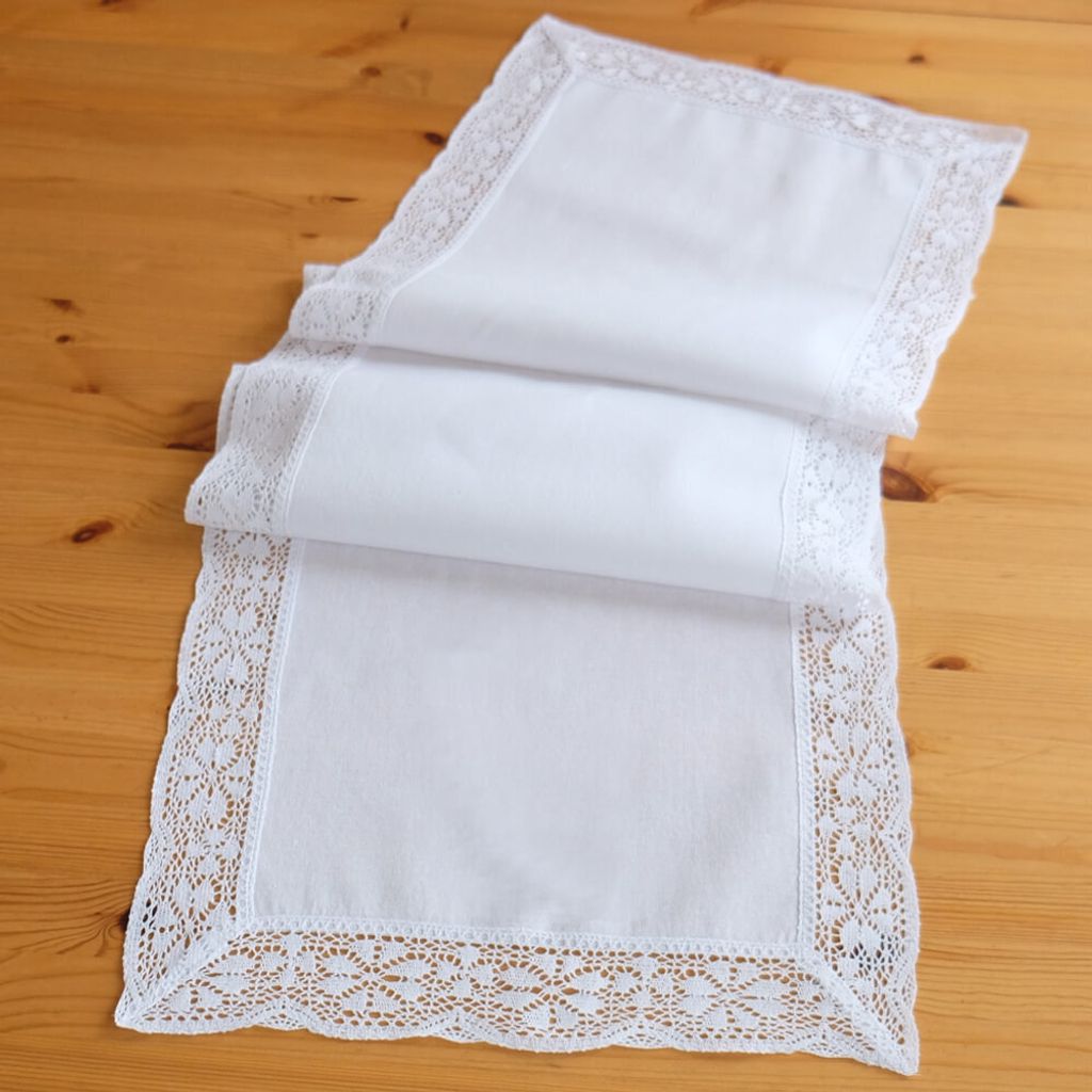 Tischläufer JANA feine Häkelkante Landhausstil Polyester 40 x 140 cm