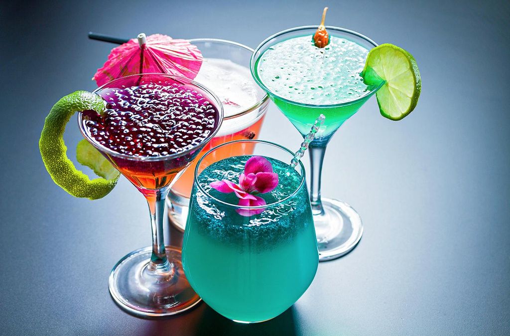 Jochen Schweizer Molekular-Cocktails; Erlebnis verschenken oder selbst erleben; Der Gutschein ist gültig für 1 Person.