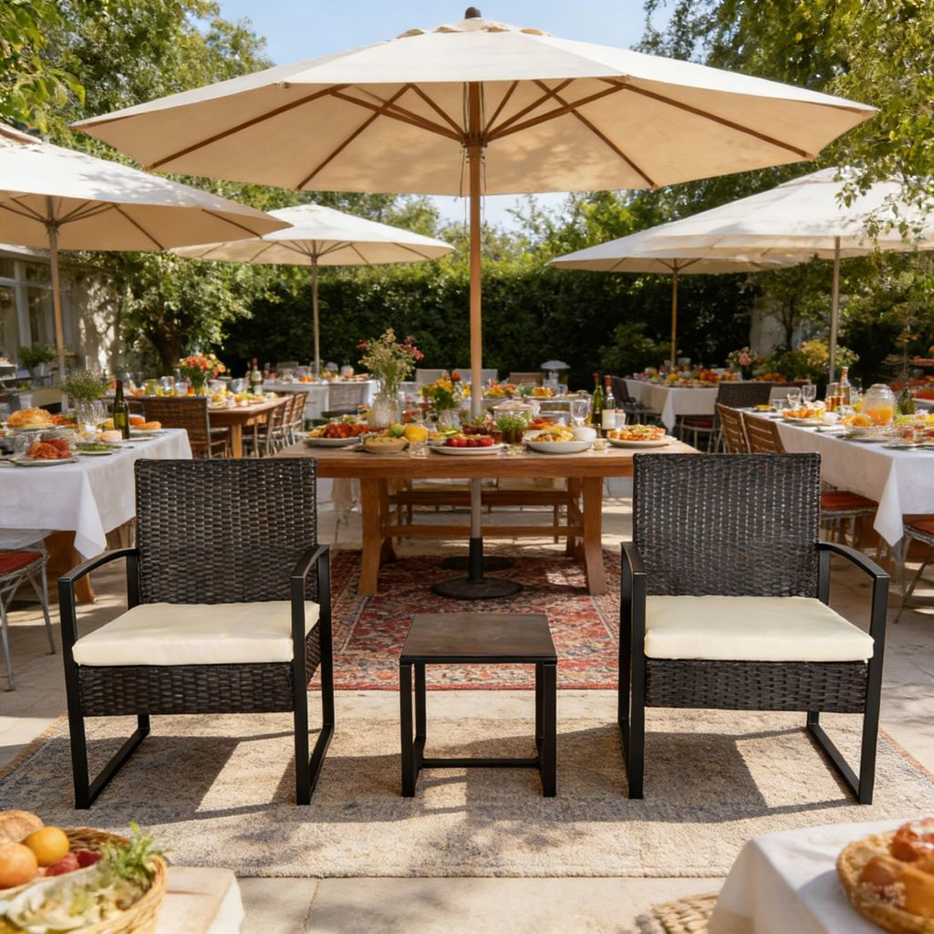 Happy Home 3 teiliges Rattan Balkonset mit Tisch und 2 Stühlen aus schwarzem PE Rattan mit Sitzkissen beige