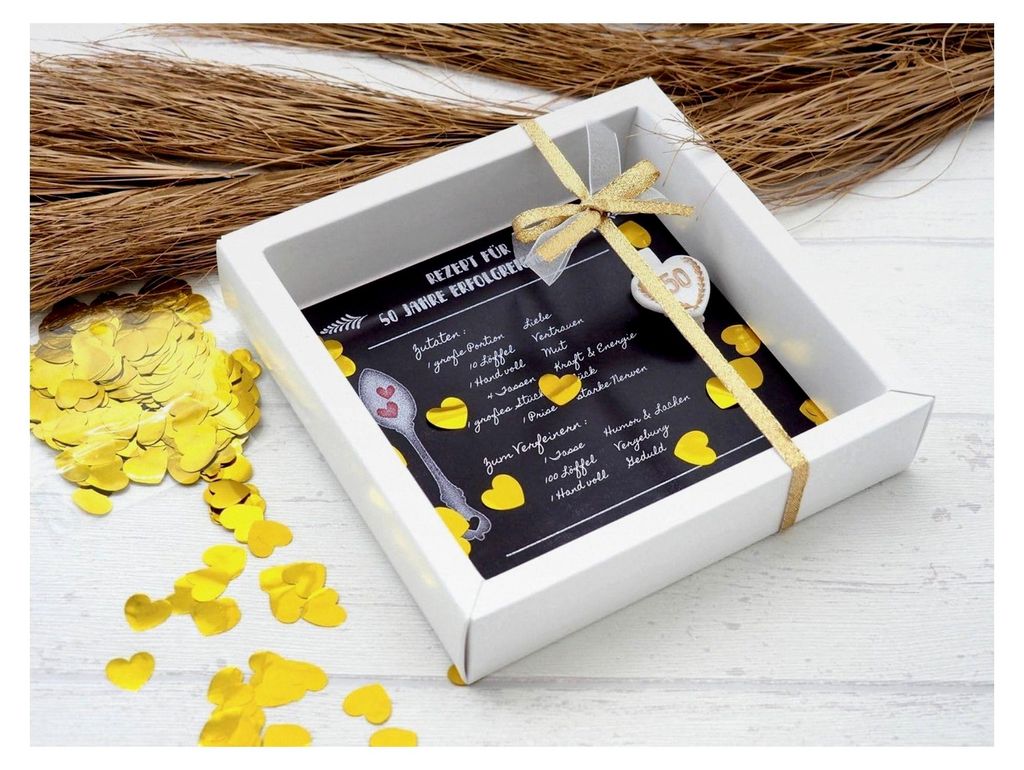 Geldgeschenkverpackung zur Goldhochzeit mit Gutschein und Rezept für 50 Jahre Ehe